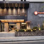 Travelodge Myeongdong Namsan