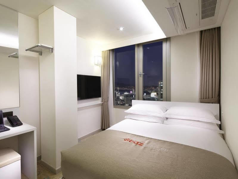Khách sạn Travelodge Myeongdong Namsan
